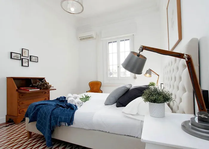 Tagliamento 4 Bedrooms * Roma